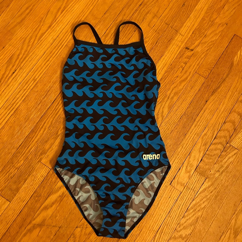Women's Ride The Wave Light Drop Back One Piece Swimsuit - Picture 2 of 6